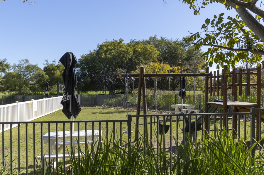 3 Bedroom Property for Sale in Somerset West Mall Triangle Western Cape